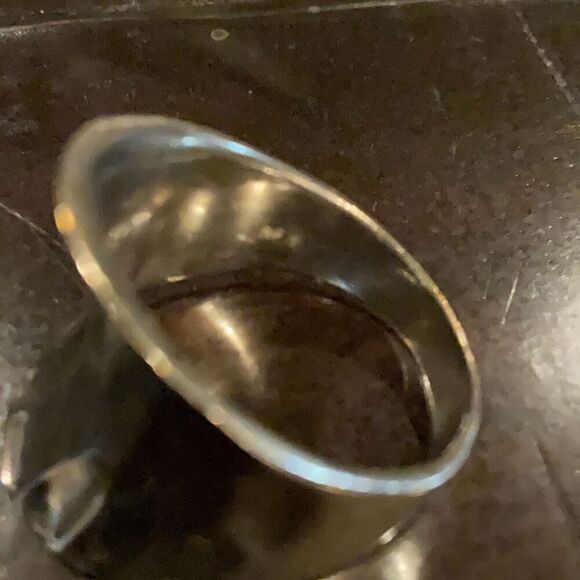 Modern Hammered Ring - Picture 5 of 10